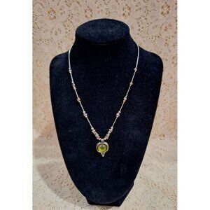 EUC Silpada Daintree Sterling Silver Necklace w/Green Stone Pendant